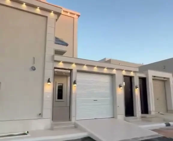 فيلا للبيع في حي مخطط الراجحي حائل — صورة 2