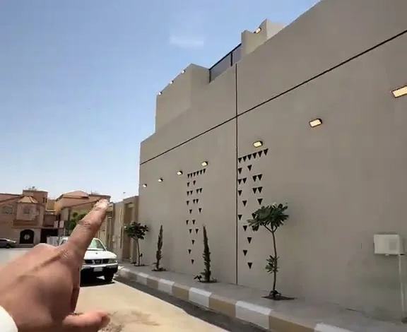 فيلا للبيع في حي النقرة حائل — الصورة الرئيسية