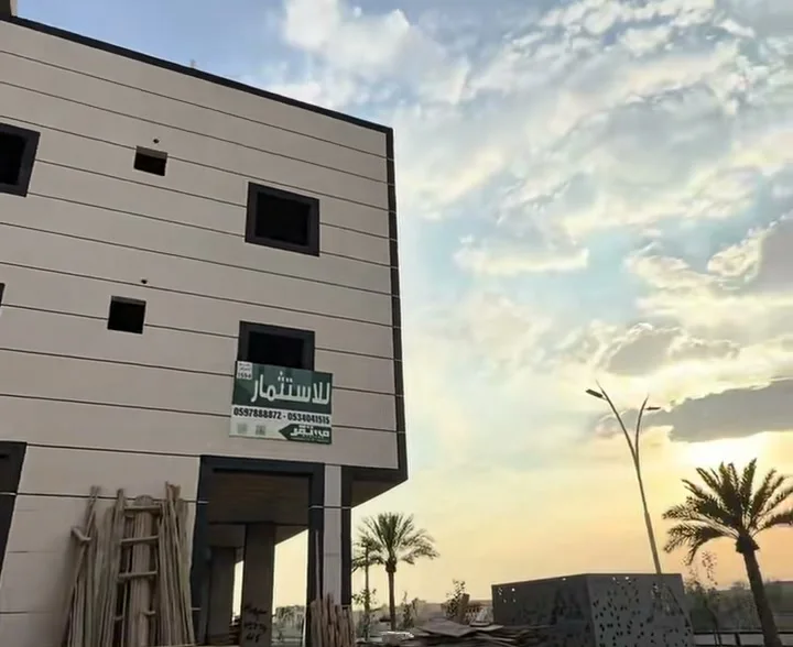 عمارة تجارية جديدة للاستثمار — حي السمراء — 300,000 ريال — 742.5 م²