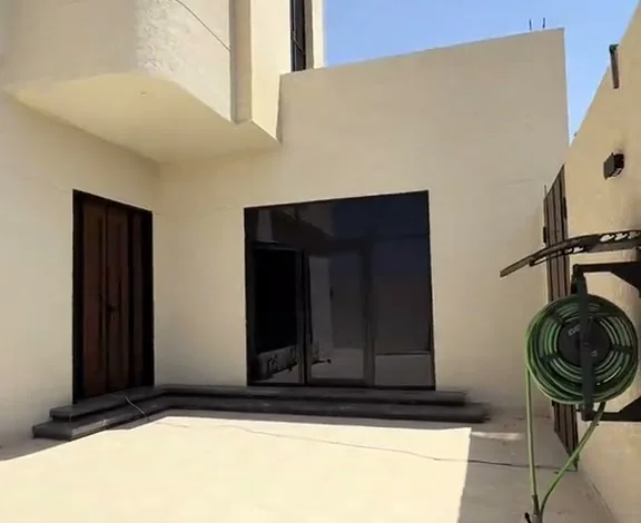 فيلا للبيع في حي النقرة حائل — صورة 2