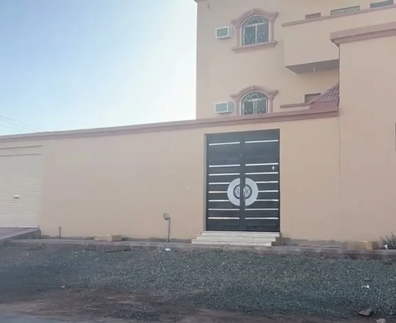 فيلا للبيع في حي ضاحية الملك فهد حائل — صورة 2